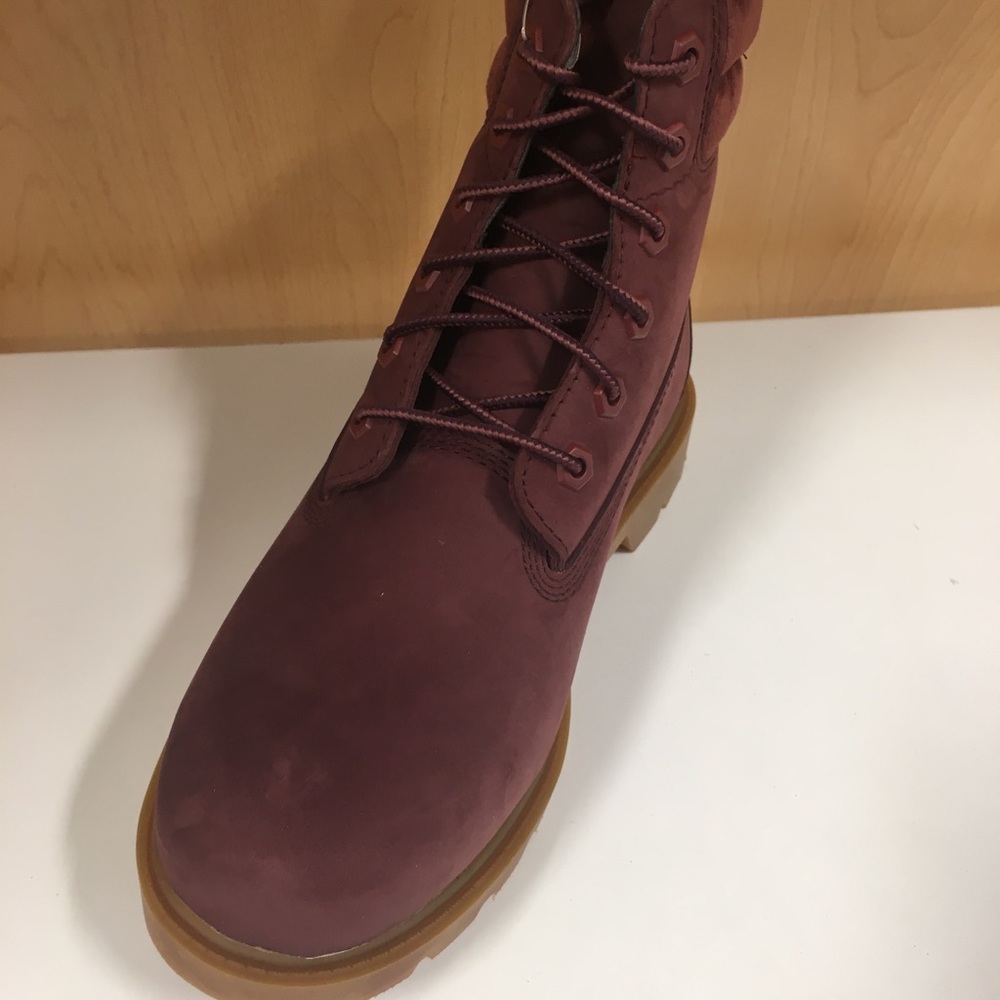 🌺Burgundy Timberlands 🌺M,C - Picture 3 of 7